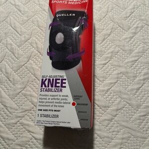 Mueller Black Knee Stabilizer